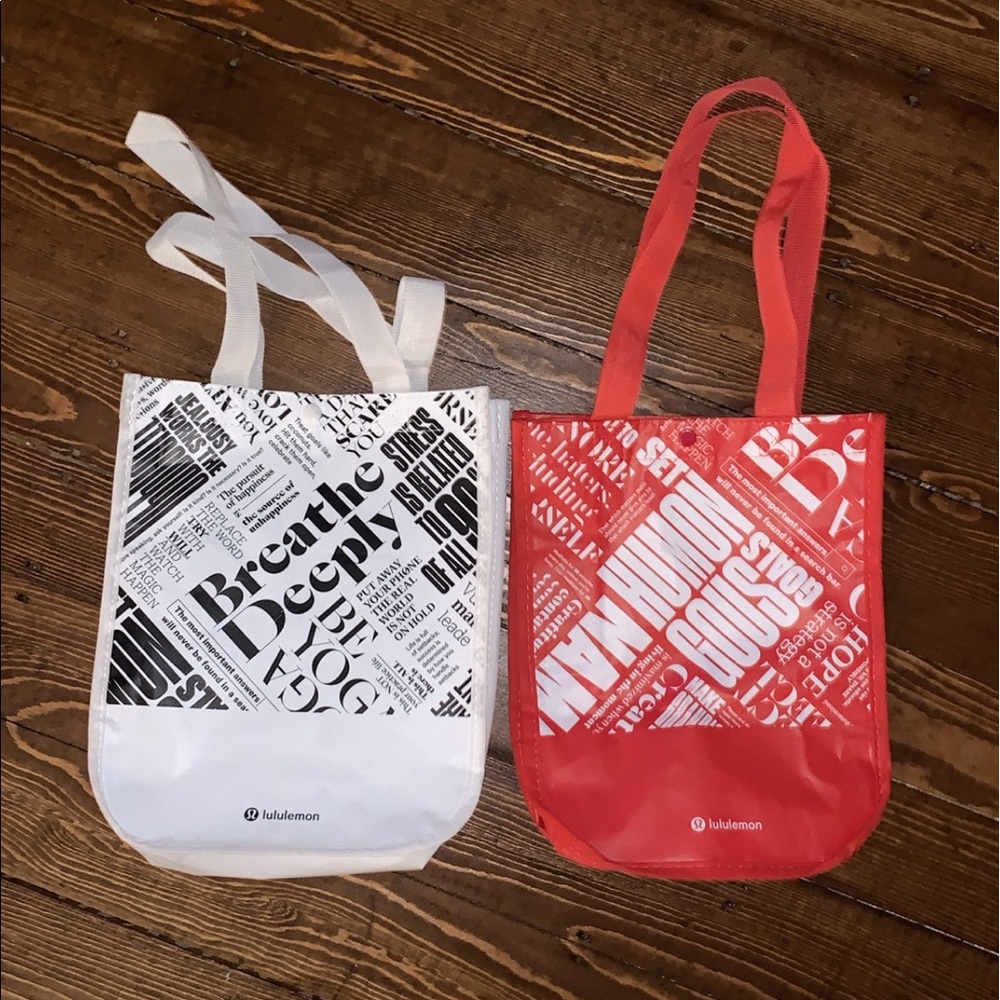 two lululemon reusable bags!🤍❤️